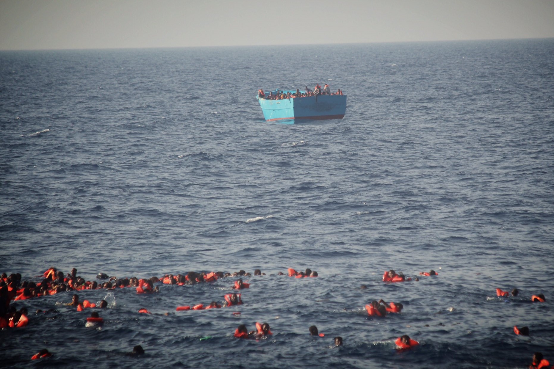 Il senatore Mauro: “Fermare questo autentico genocidio nel Mediterraneo”
