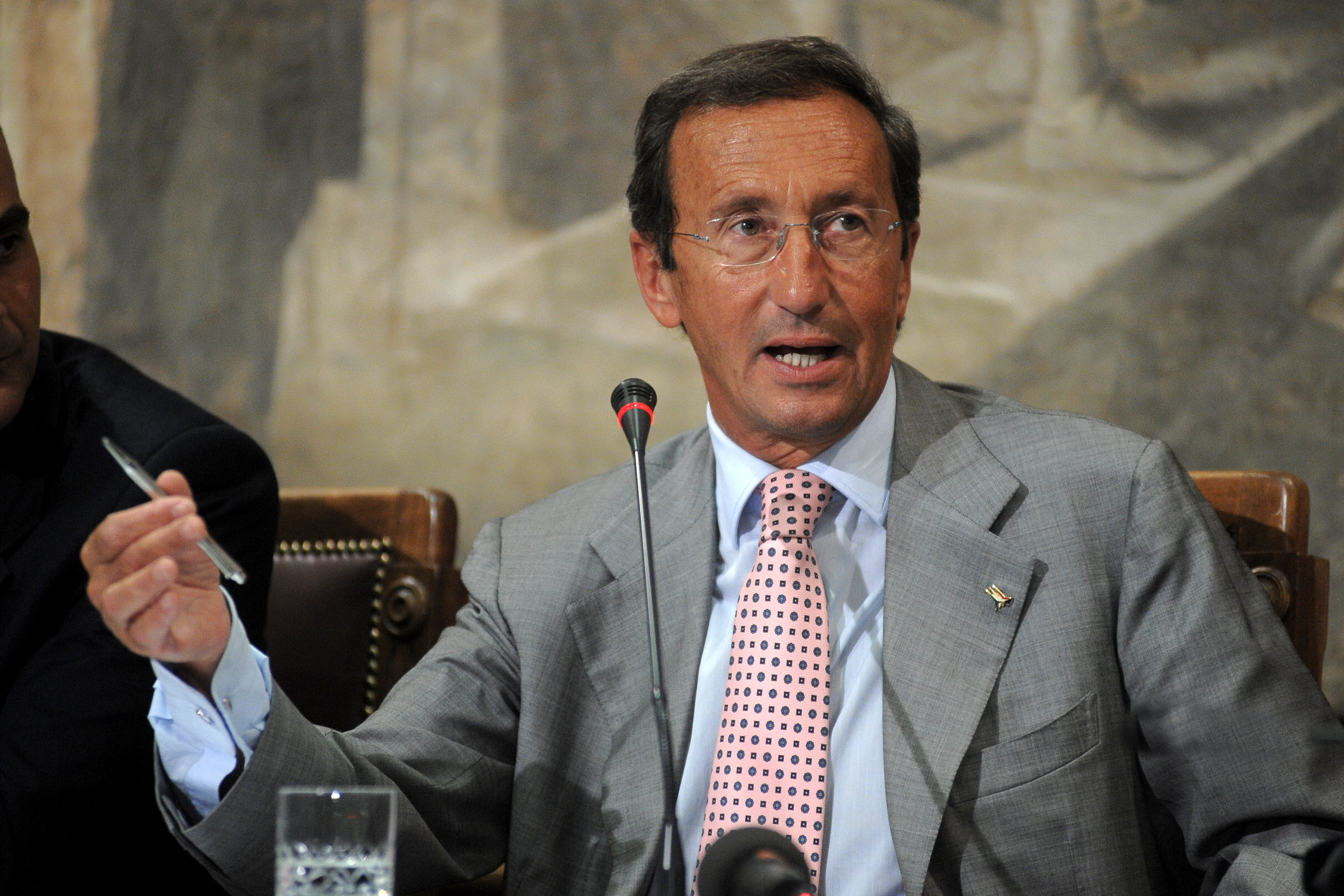 Gianfranco Fini e la mannaia giustizialista