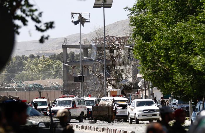 Autobomba a Kabul, 80 morti e 350 feriti