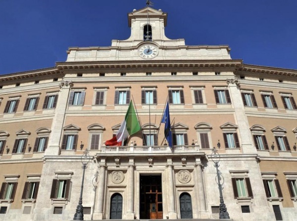 Legge elettorale: il patto a quattro regge (per ora)