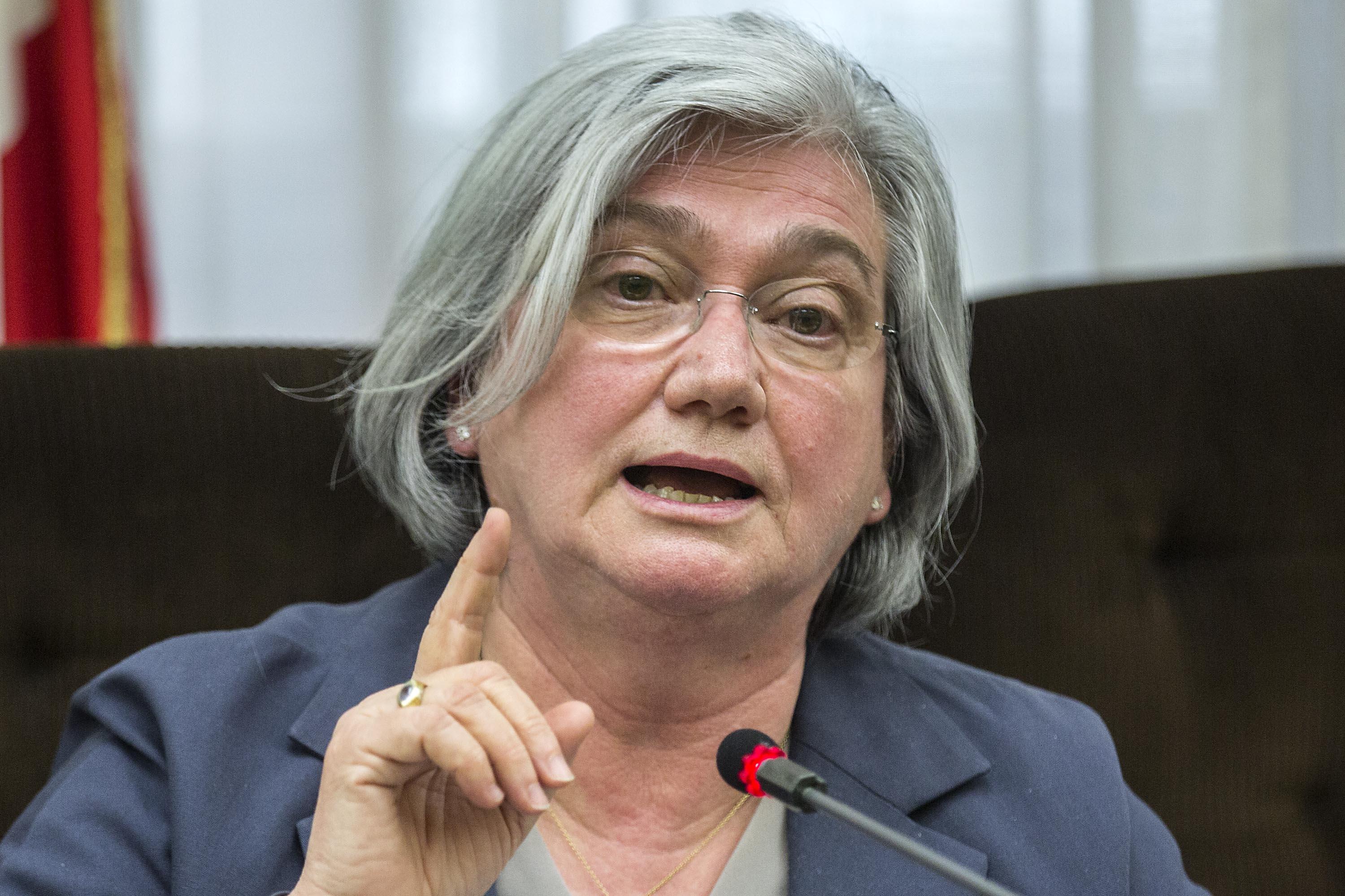 Bindi si candida per scacciare la mafia dal “bagnasciuga”