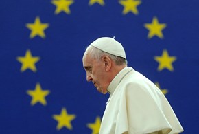L’Europa e il Papa ci dicono: arrangiatevi