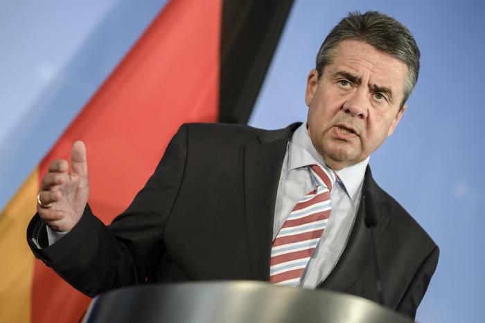 Gabriel: “Le imprese non investano in Turchia”