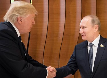 Donald Trump: “Con Putin ho parlato solo di adozioni”