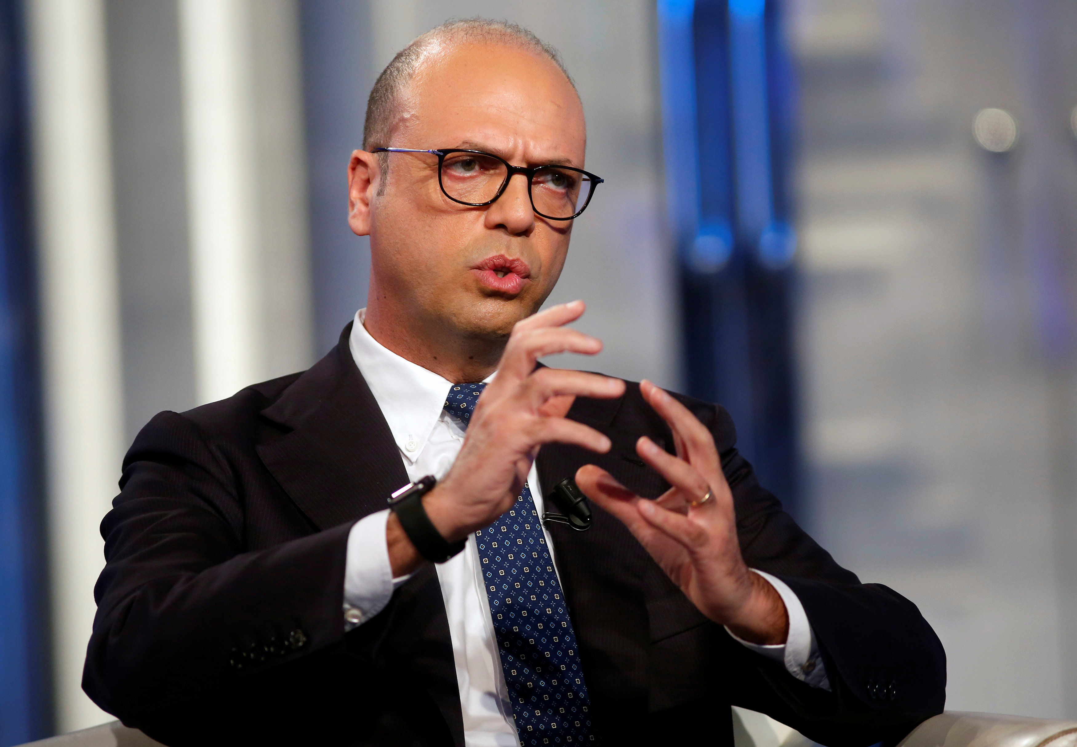 Il tormentone dell’estate: Angelino dove lo metto?