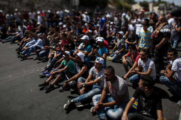 Palestinesi: il raggiro dei metal detector