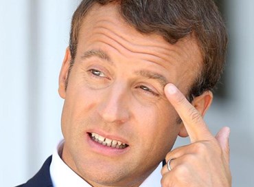 Francia: Macron crolla nei sondaggi, è al 40%
