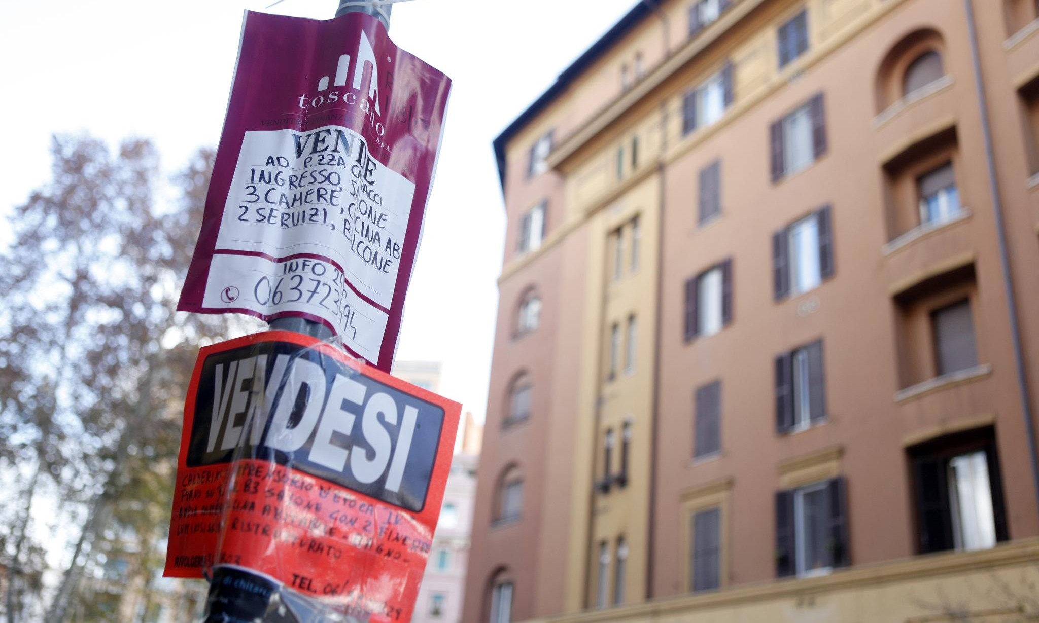 Casa: prezzi in lieve calo nelle grandi città