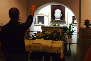 Persa la trebisonda, il Governo dà la caccia ai fantasmi