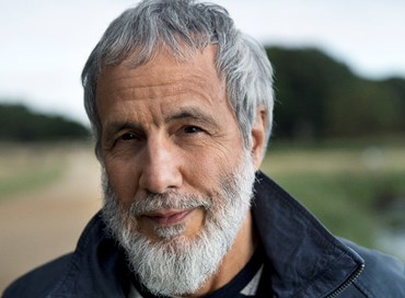 Yusuf Islam torna a fare il Cat Stevens (per vendere)