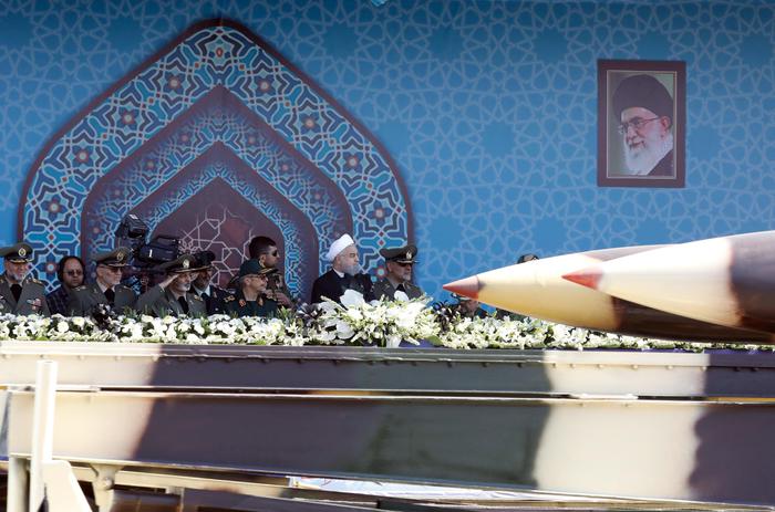 Iran, “testato un nuovo missile balistico”