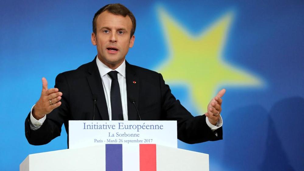 Francia, Macron accelera sugli Stati Uniti d’Europa