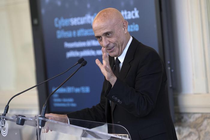 Minniti: “Approvare subito lo ius soli”