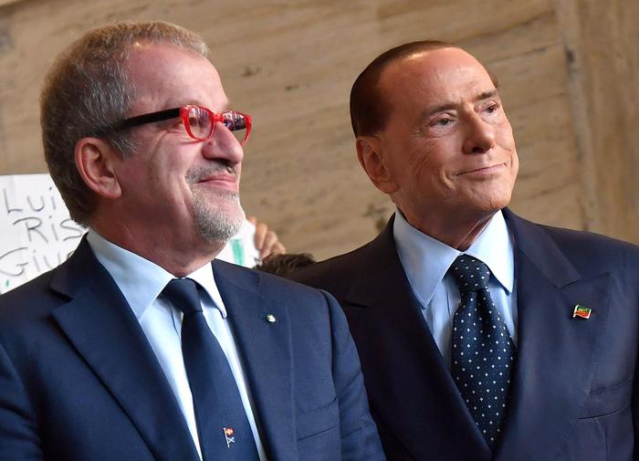 Il Cav: “Referendum per l’autonomia in tutte le regioni”