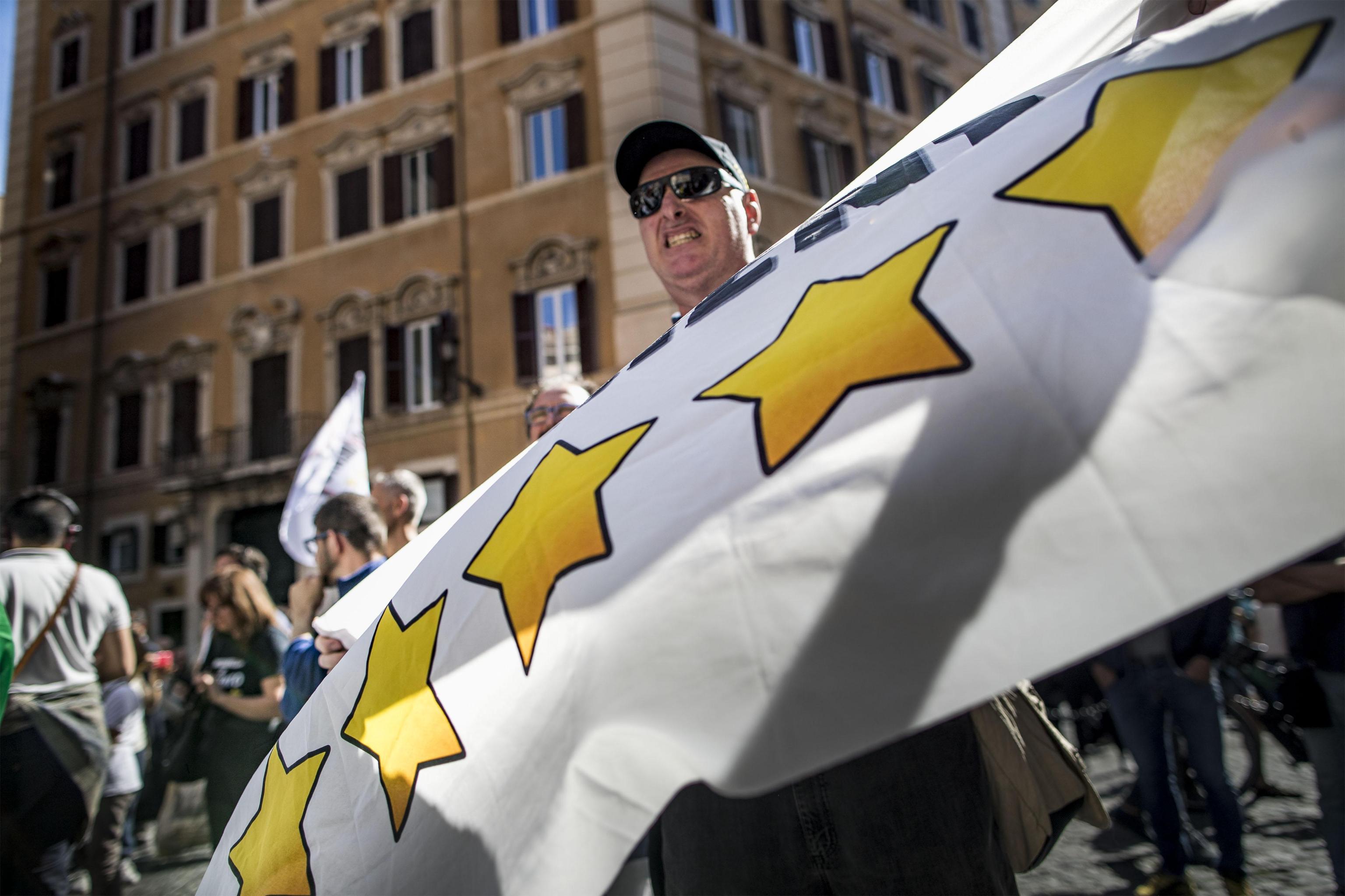 M5S: ma dove vai se l’avviso non ce l’hai?