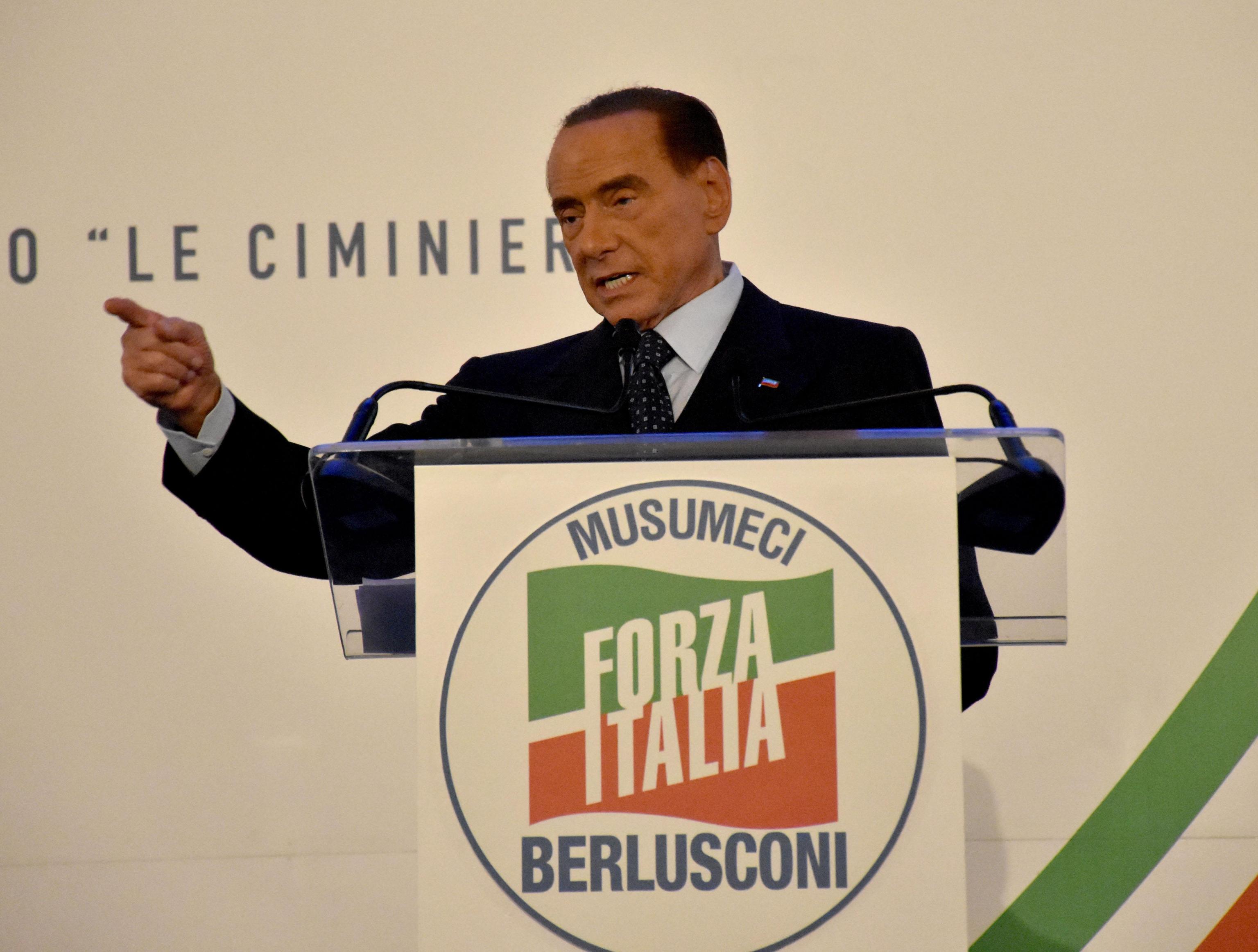 Berlusconi: veni, vidi, vici 