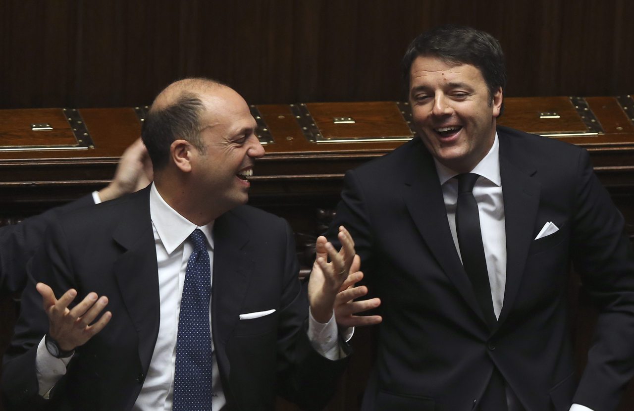 Eppure dovrebbero governare