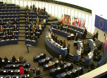 Parlamento europeo, ok a negoziati su riforma Dublino