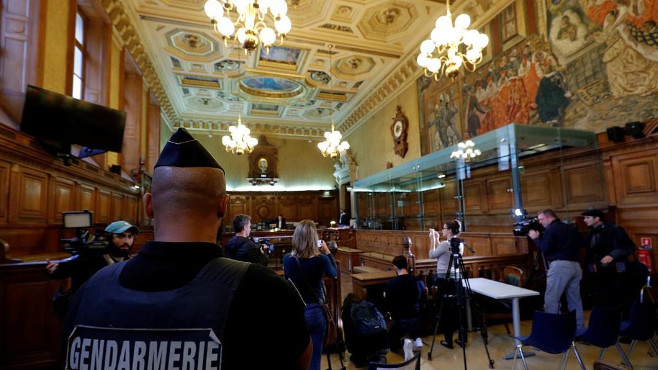 L’antisemitismo islamico minaccia la democrazia francese