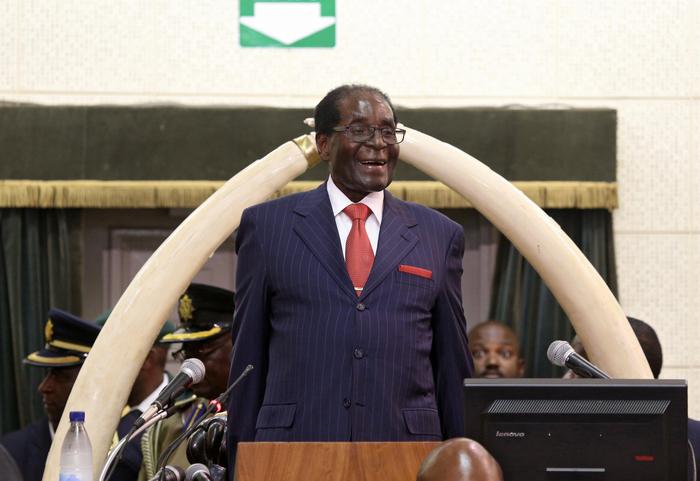 Mugabe, una buonuscita da 10 milioni di dollari