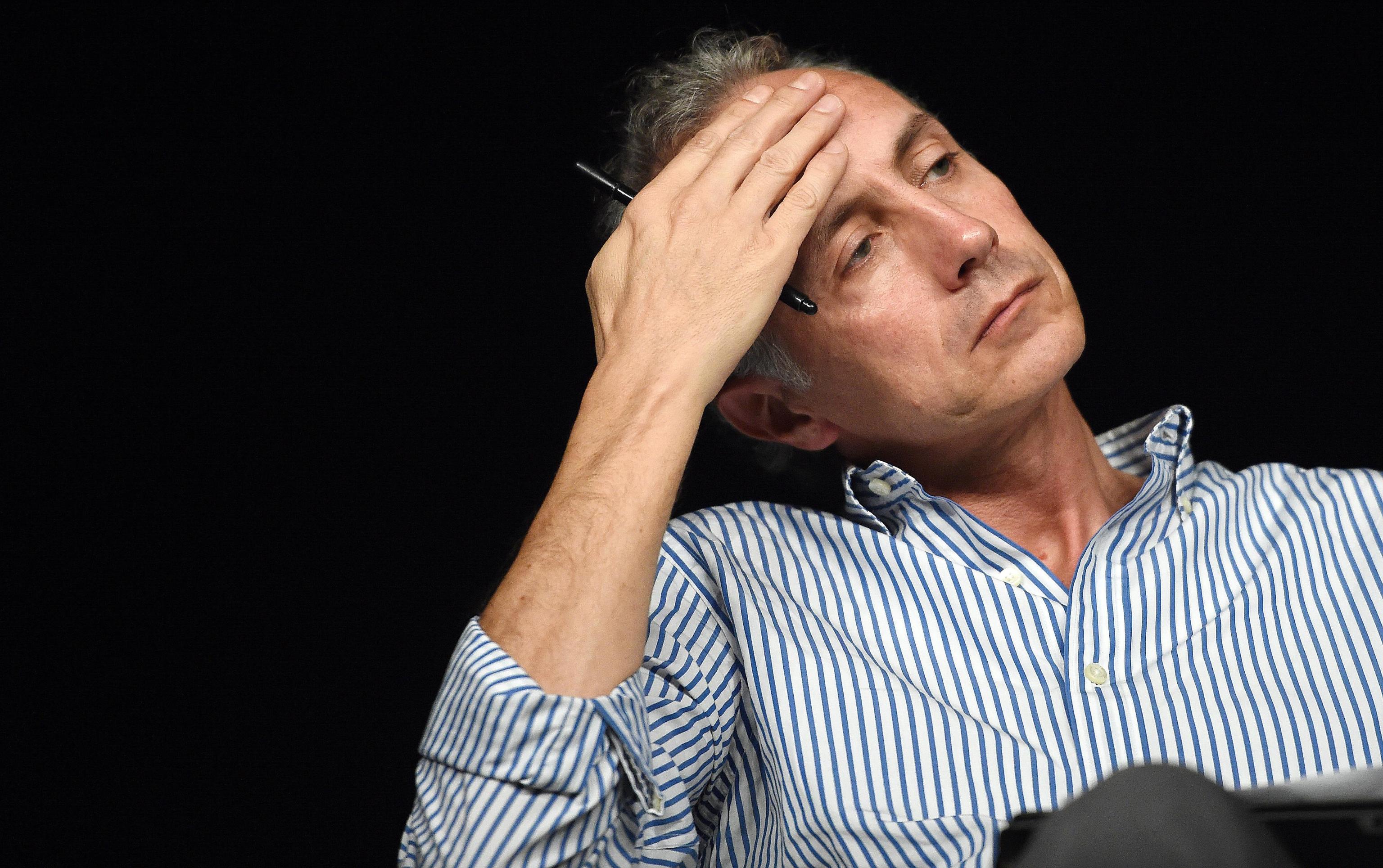 Travaglio e lo scioglimento nell’acido