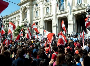 Ritorno a scuola, anzi no: sciopero l’8