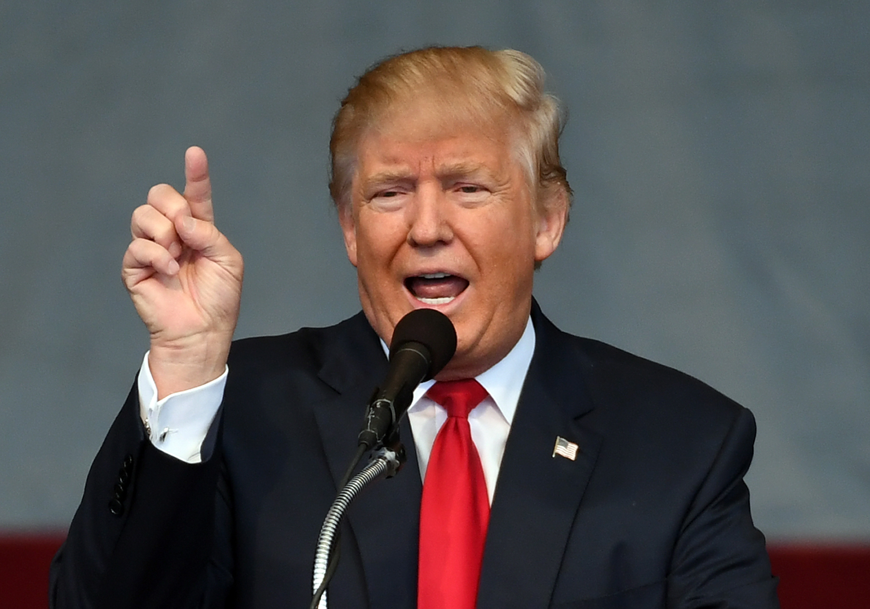 Clima, Trump apre all’Accordo di Parigi 