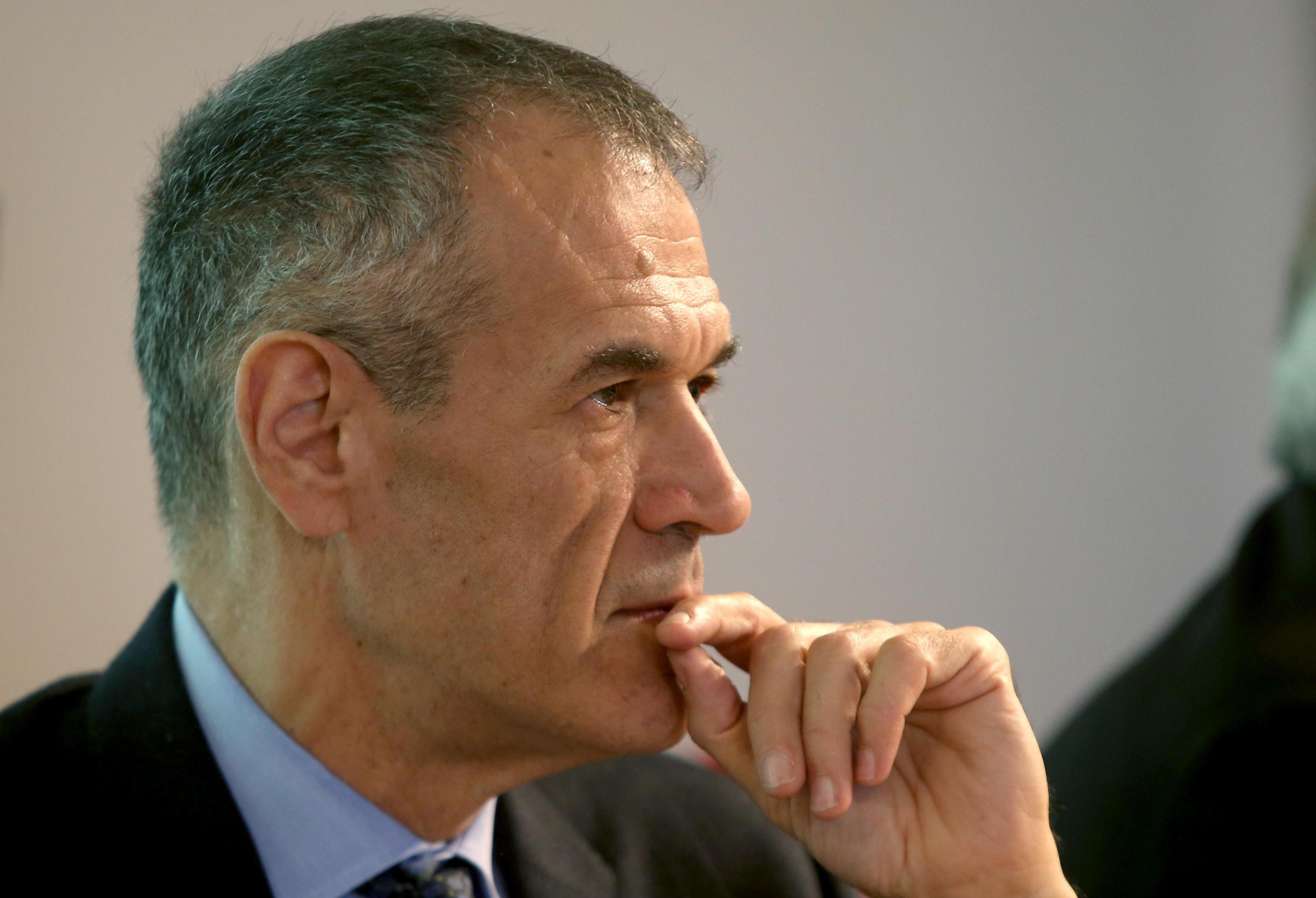 Cottarelli scivola sull’evasione