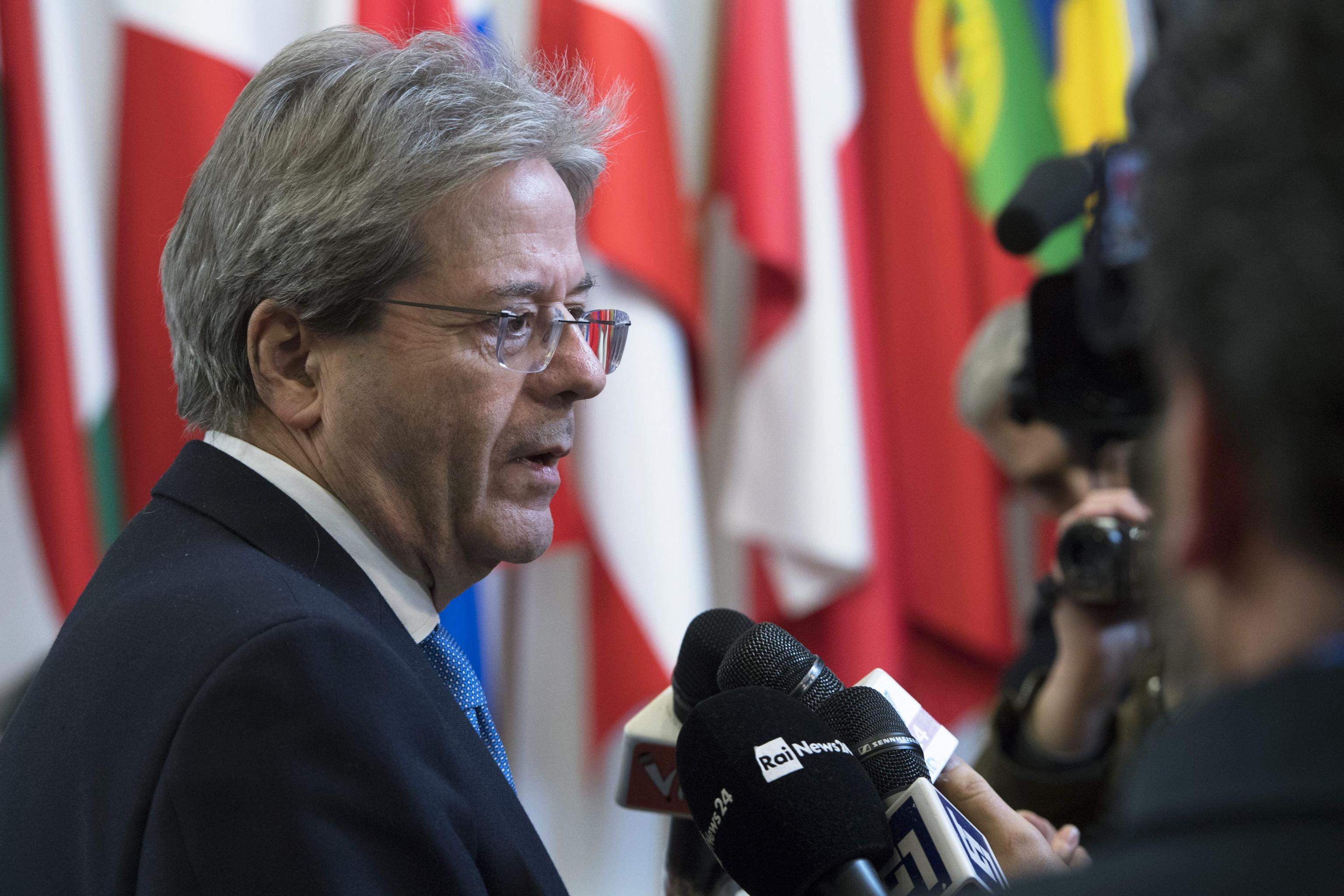 Giù le mani dall’Italia