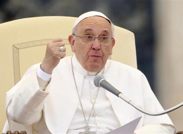 Il Papa, i cristiani e la dignità umana