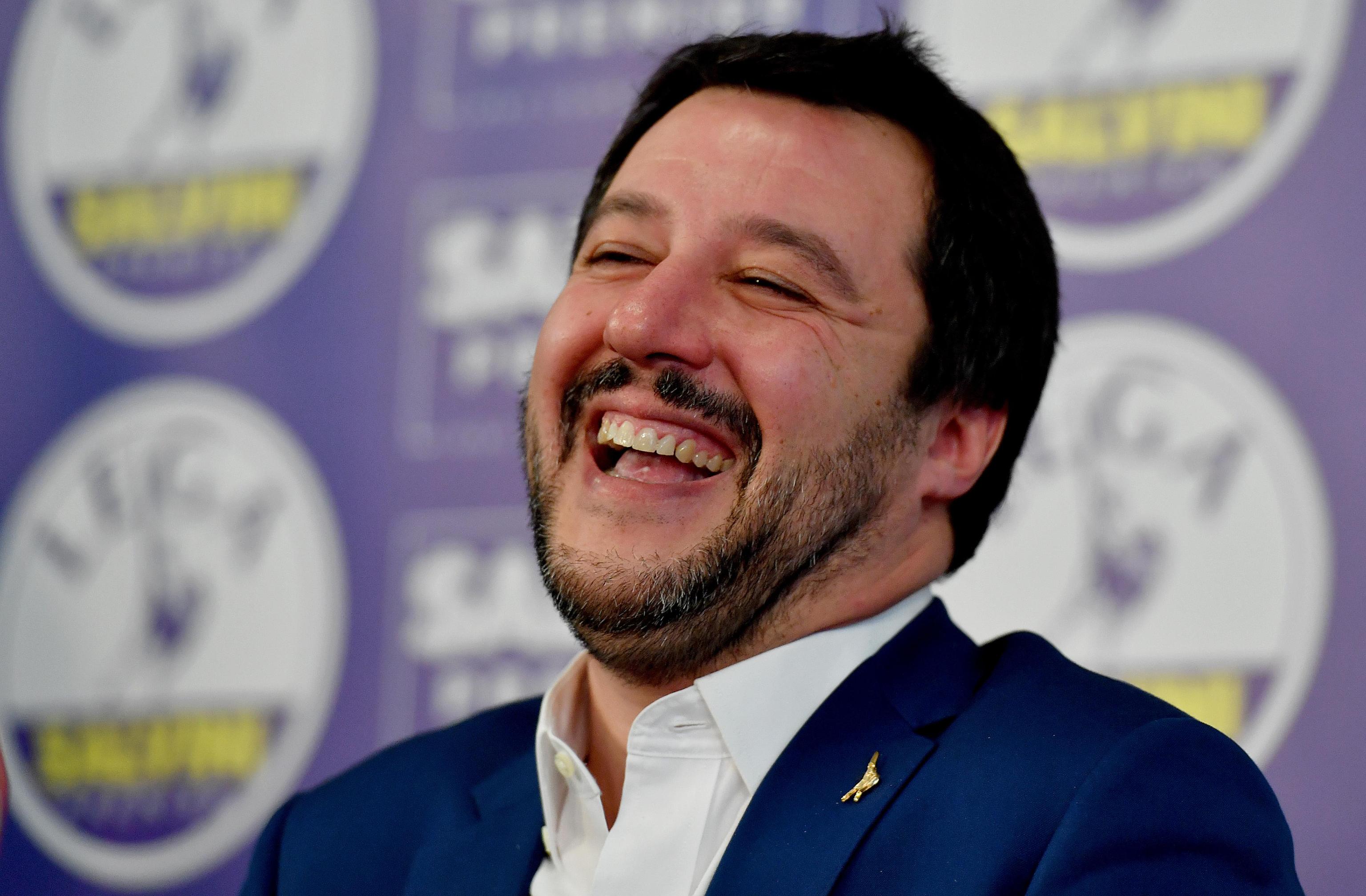 Matteo Salvini: calma e gesso