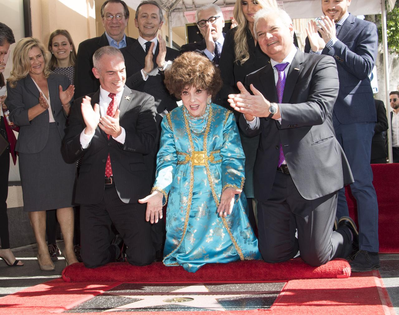 La stella di Gina Lollobrigida sulla “Walk of fame”
