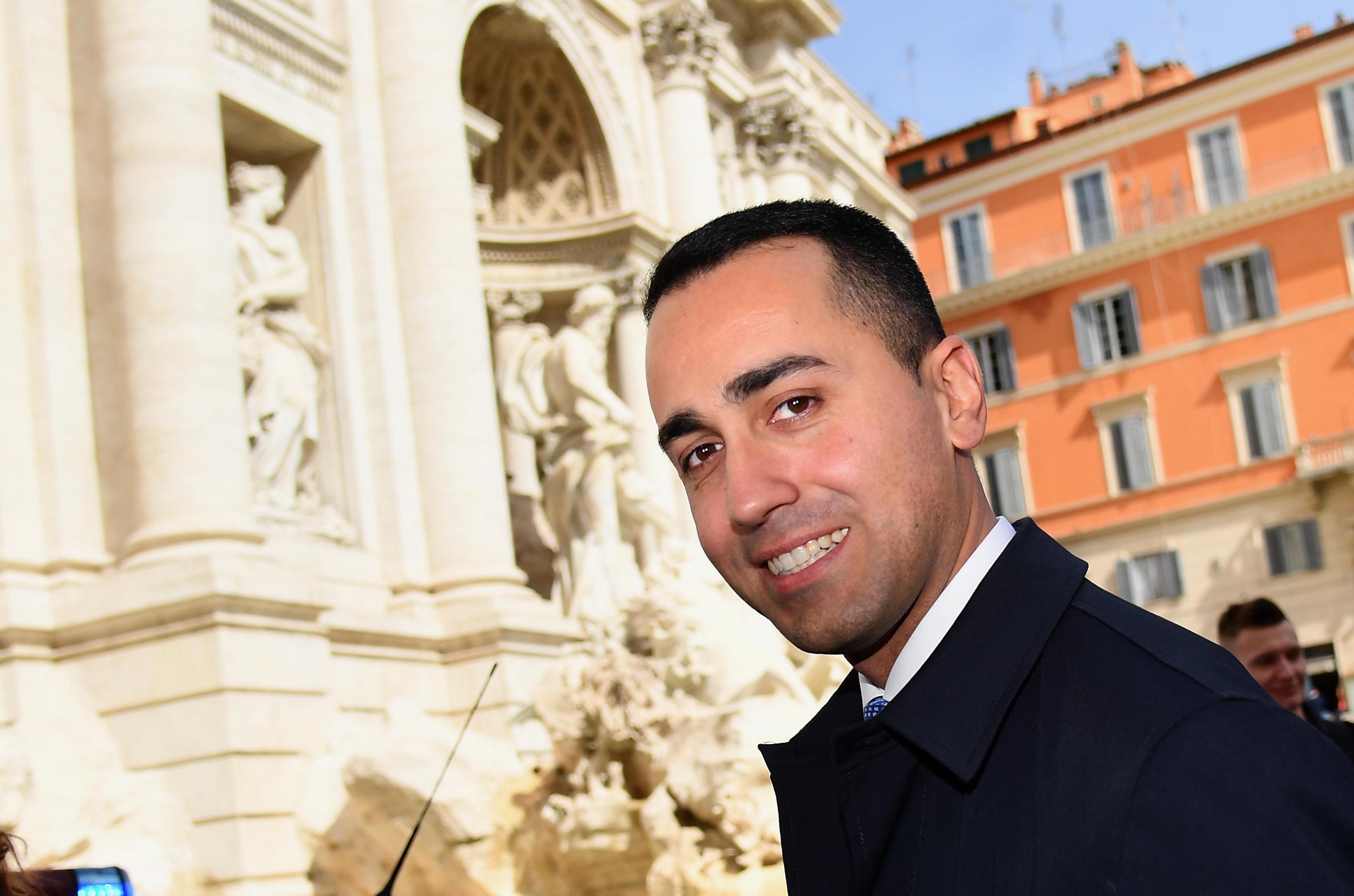 L’arroganza di Luigi Di Maio nasconde debolezza