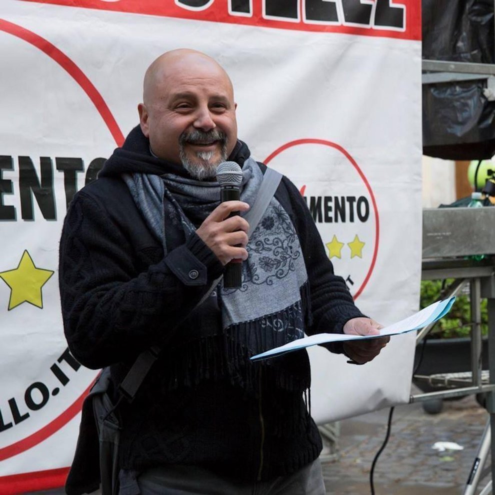 Il M5S fa dietro front su Dessì