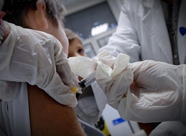 Vaccini, cosa accade se non si rispettano i termini