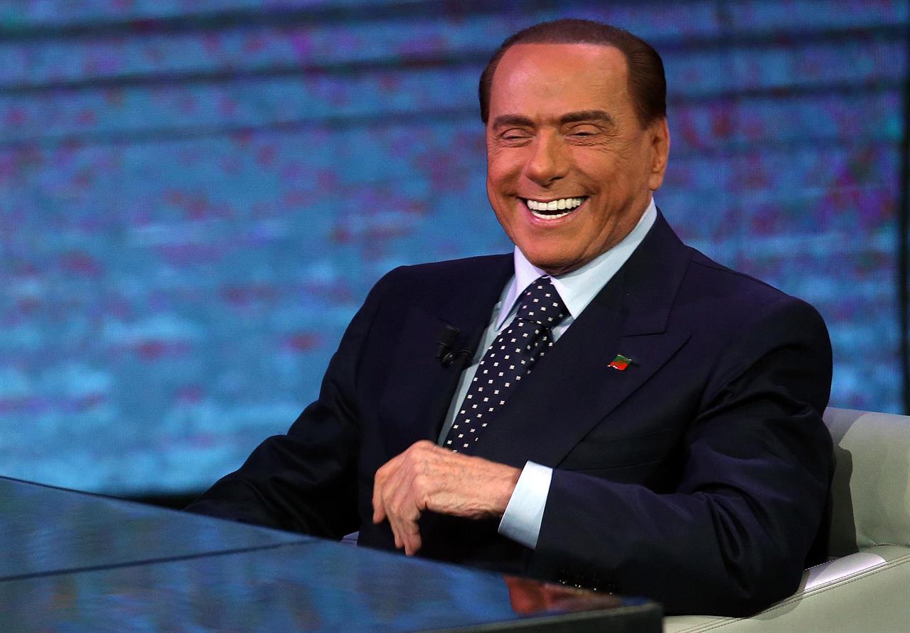 Berlusconi chiede la riabilitazione