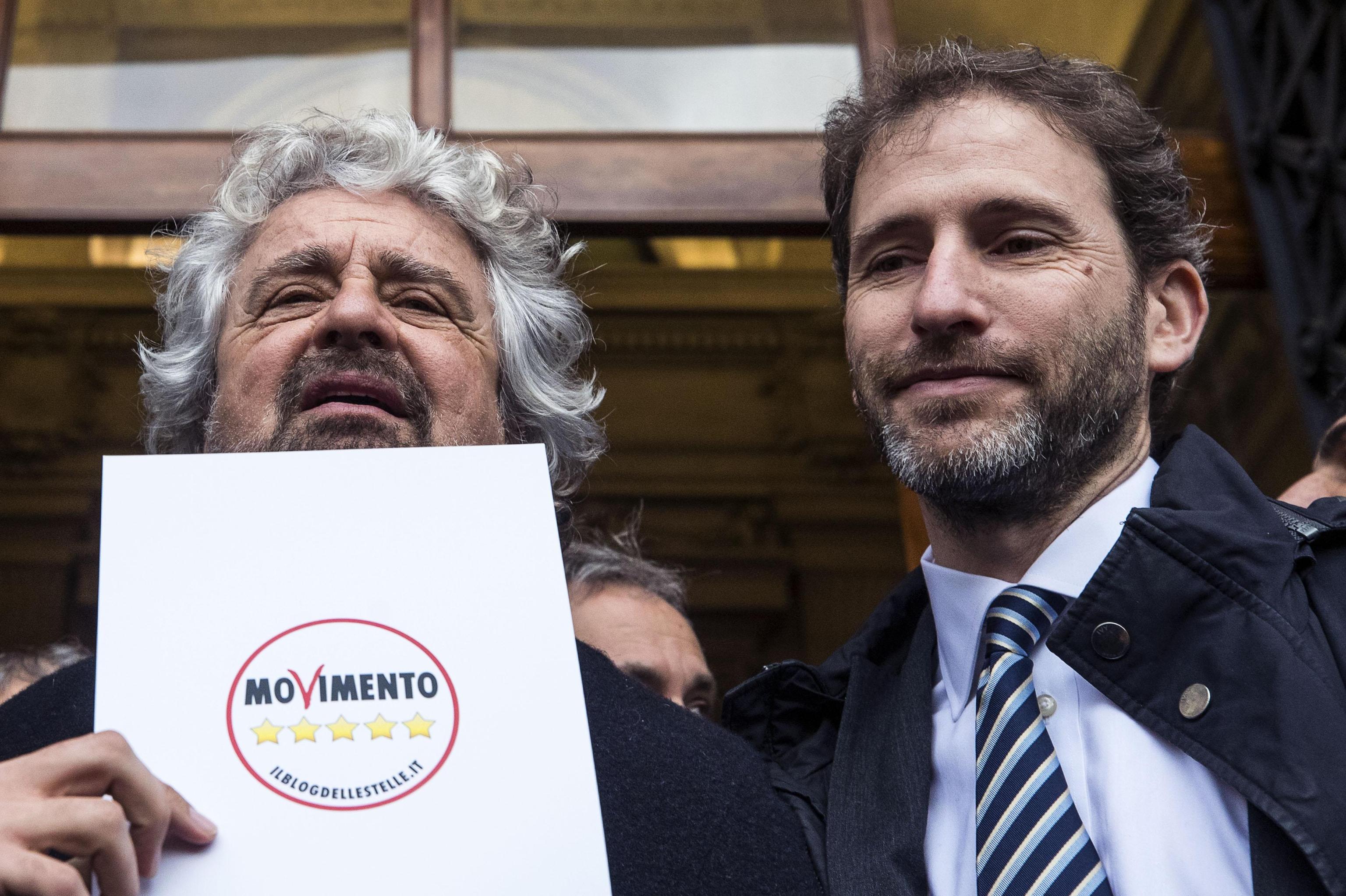 I Cinque Stelle svendono il Paese