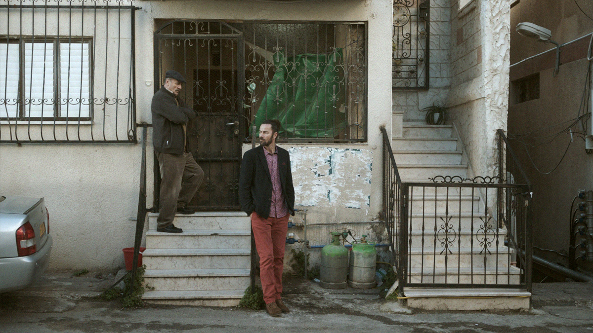 Viaggio urbano a Nazareth in “Wajib”