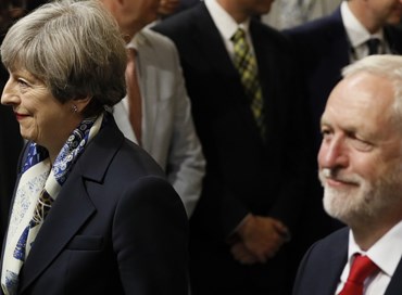 May chiede chiarezza a Corbyn sul viaggio in Germania Est