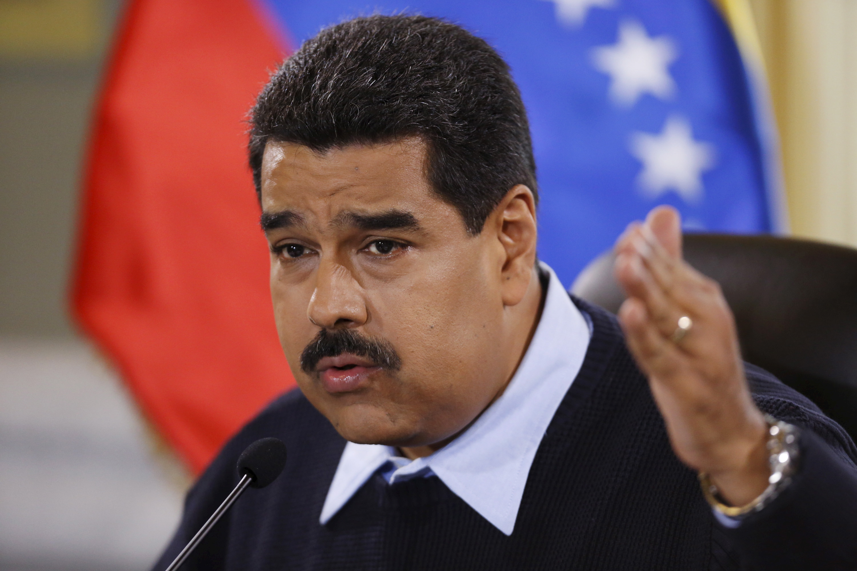 Venezuela, Maduro presenta ufficialmente la sua candidatura 