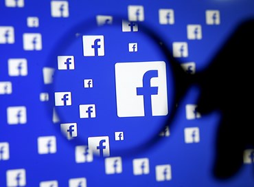 Facebook, i post di familiari e la pubblicità