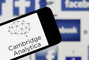 Cambridge Analytica chiude dopo lo scandalo di Facebook 