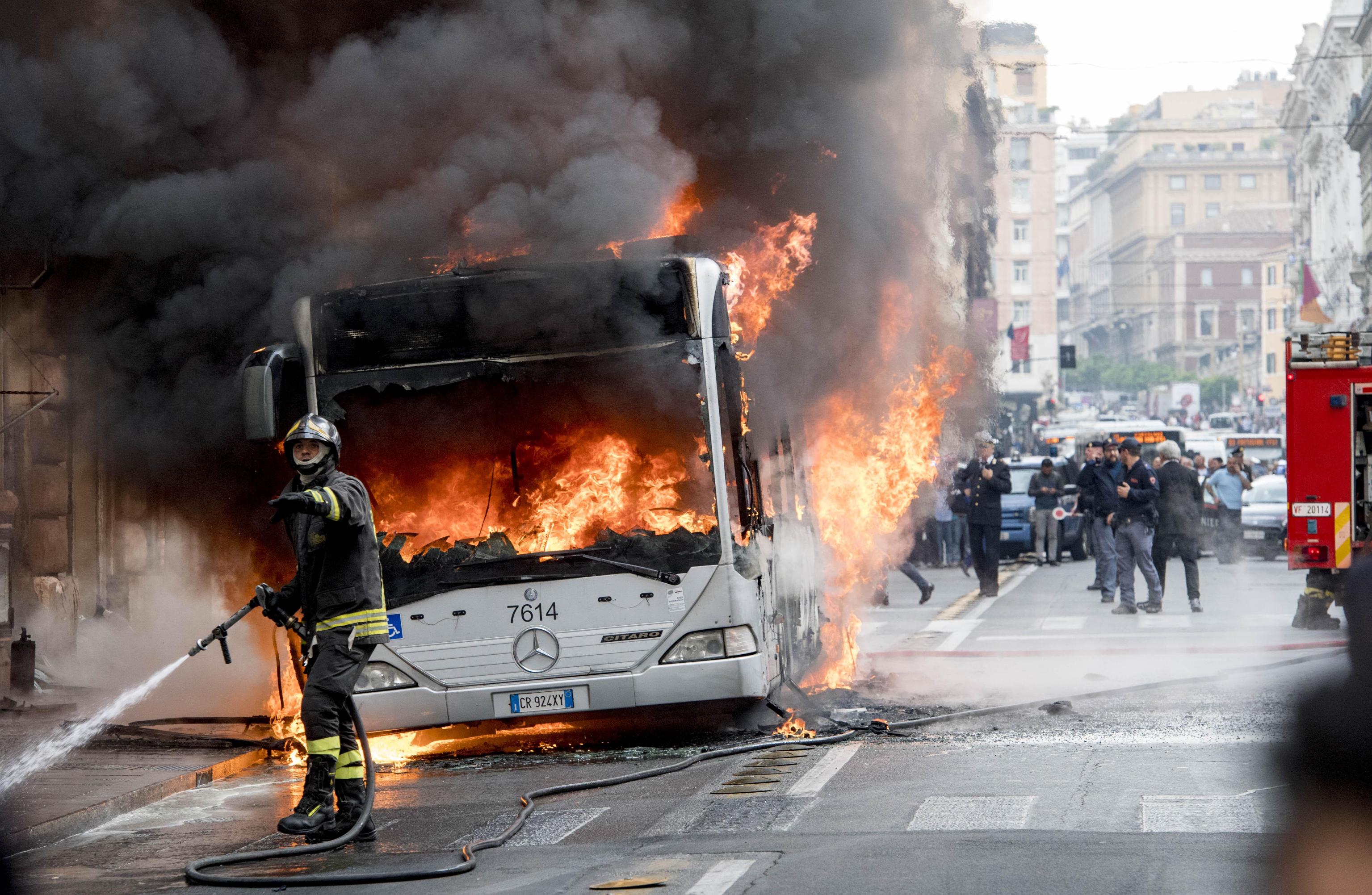 Atac, cenere eri e cenere ritornerai