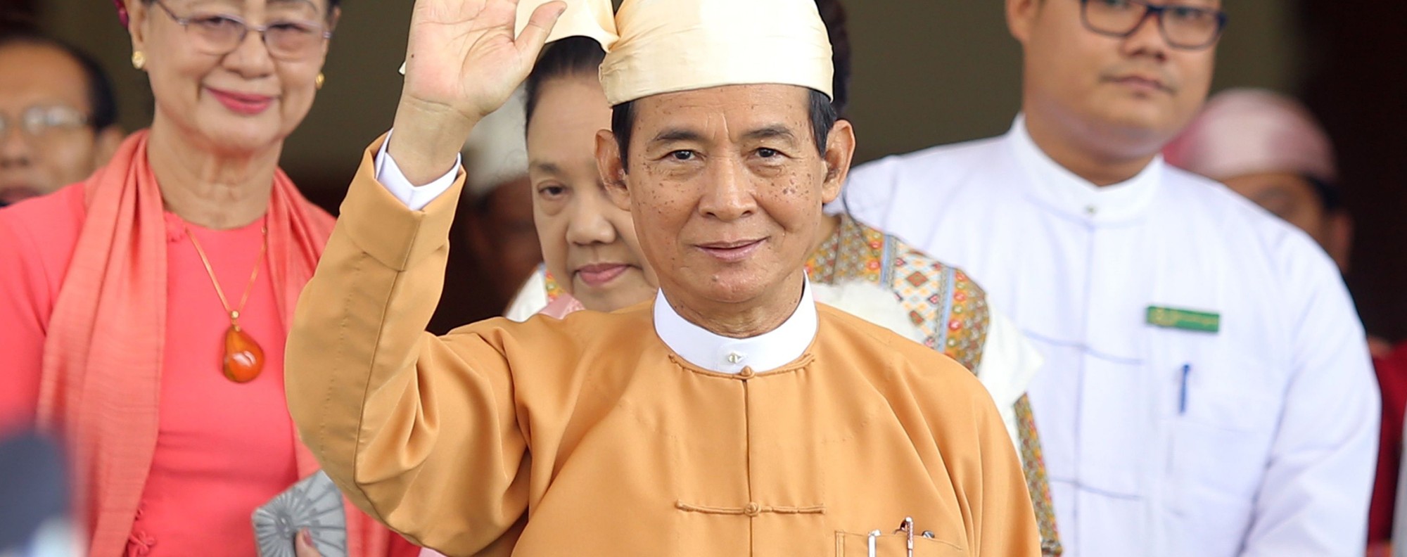 Myanmar, eletto il nuovo presidente: è il 66enne Win Myint