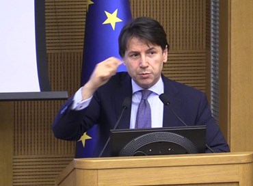 Governo, scricchiola l’ipotesi Conte