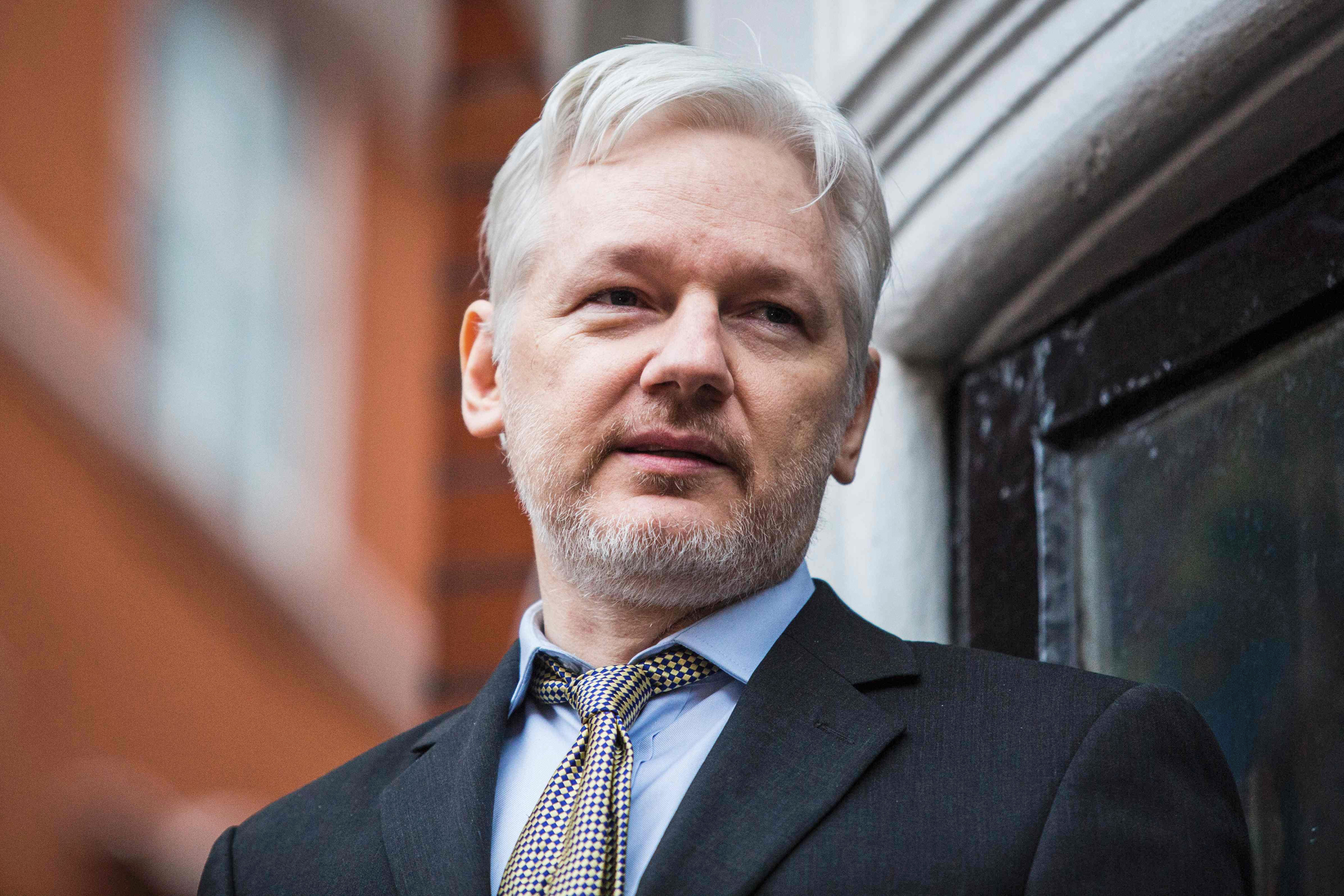 Londra, Assange rischia l'estradizione