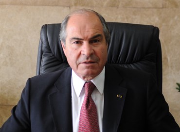 Giordania, le dimissioni del premier Hani Mulki