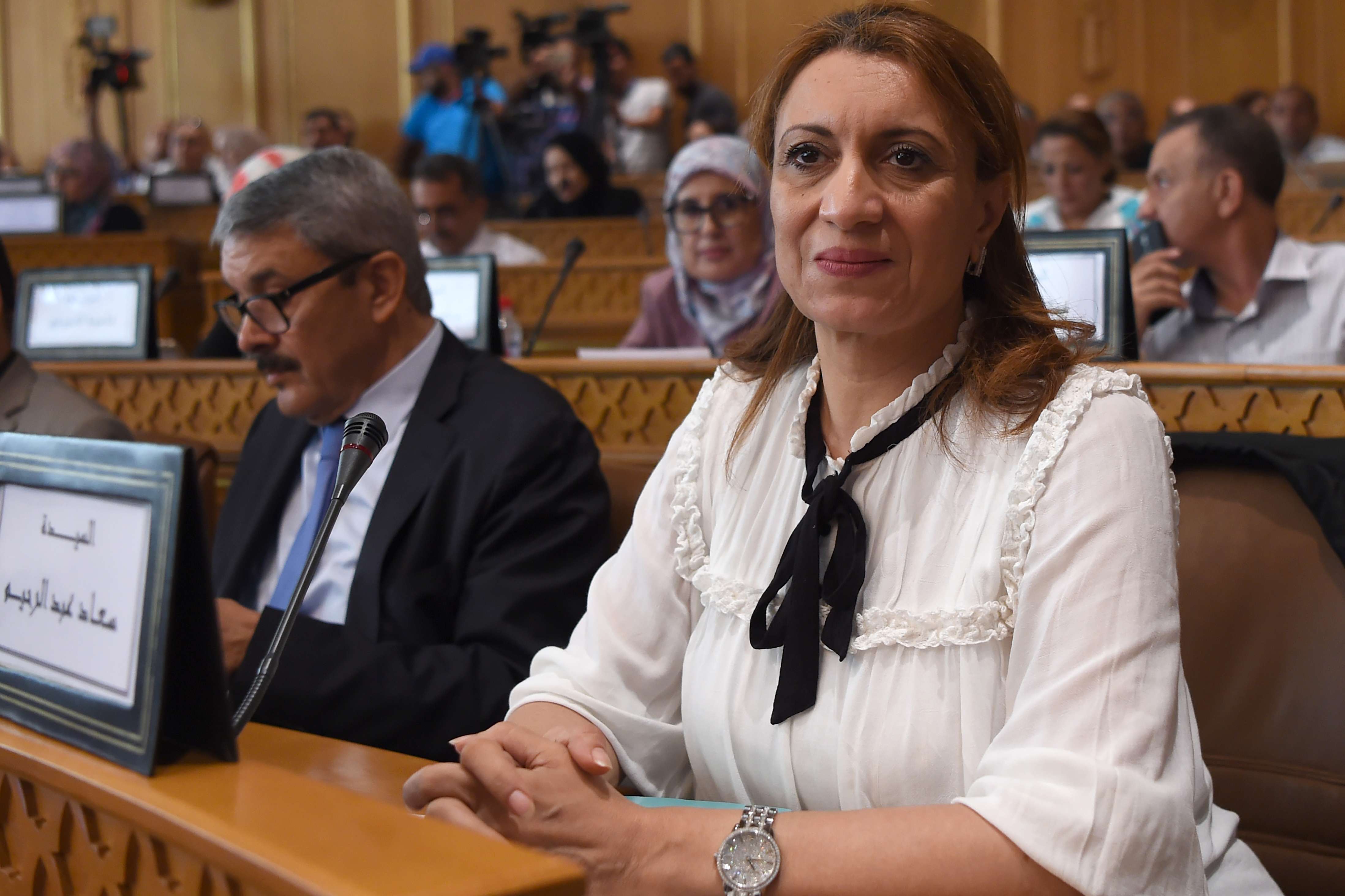 Svolta storica a Tunisi: la prima donna sindaco