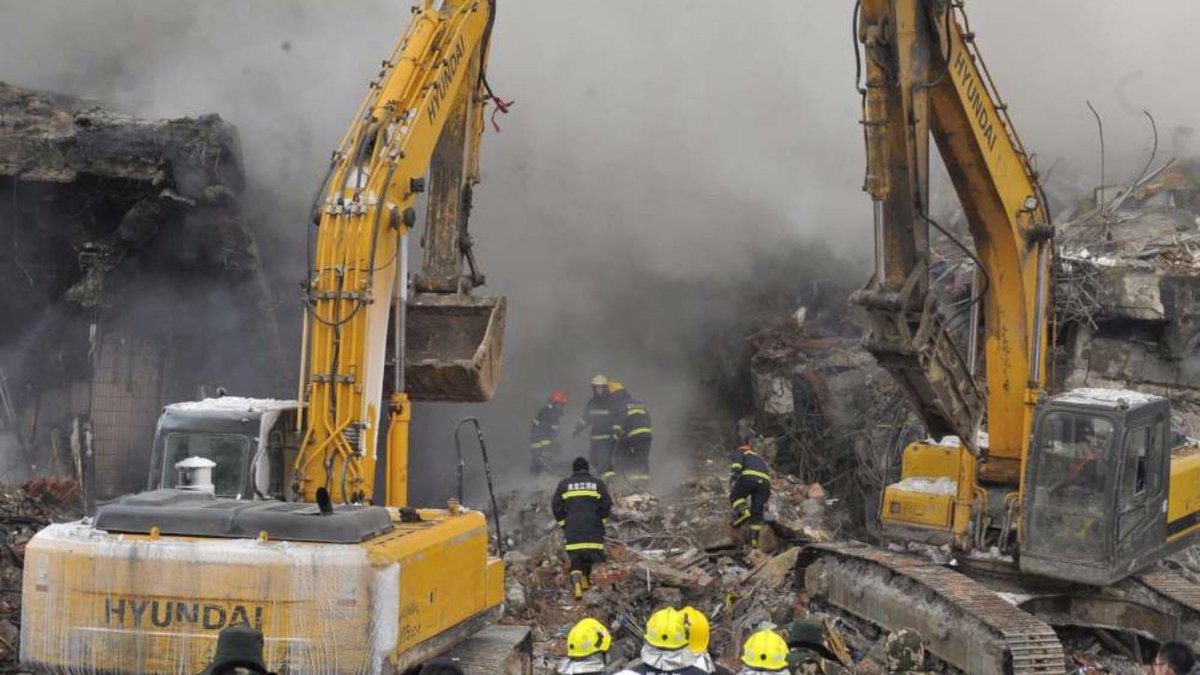 Cina, esplosione in un sito industriale: 19 i morti