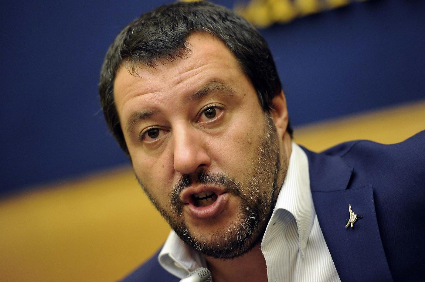 Salvini dichiara guerra al caporalato